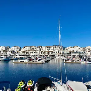 Luxury Puerto Banus Penthouse With Parking & Wi-fi Appartement